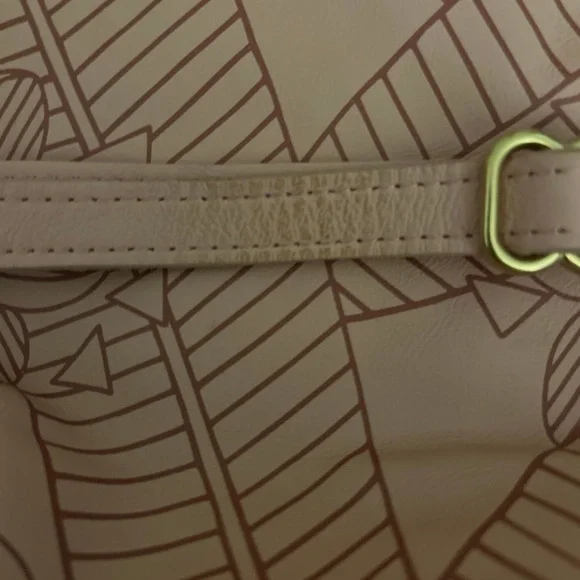 Umbrella Collective Jana Lam Hawaii printed leather crossbody - Picture 6 of 12